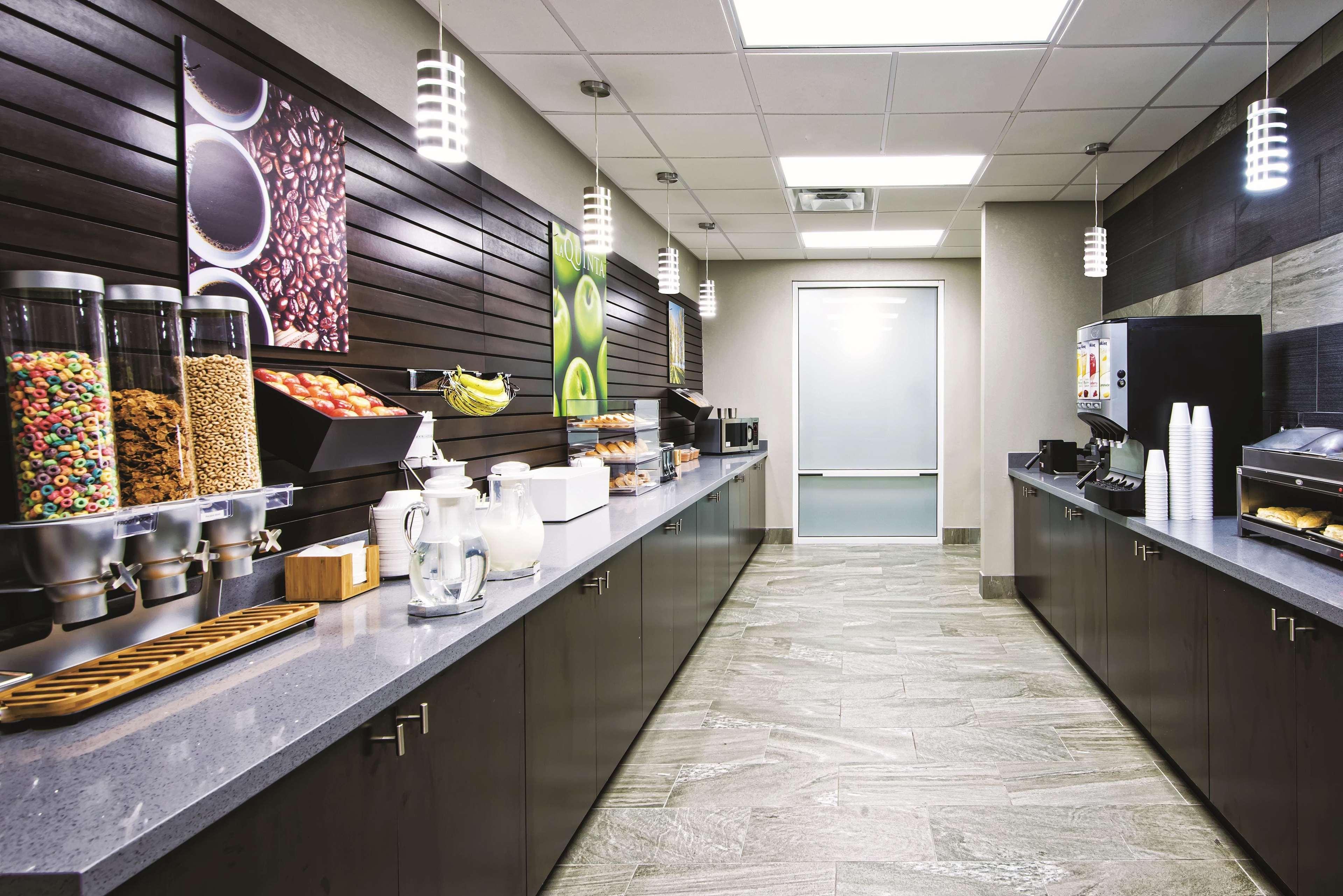维多利亚南温德姆拉昆塔套房酒店 外观 照片
